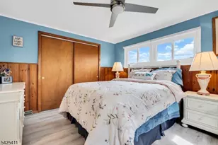 18 W Shawnee Trail, Jefferson Township, NJ 07885 - Photo 25