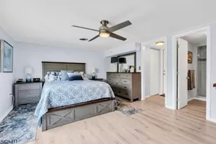 18 W Shawnee Trail, Jefferson Township, NJ 07885 - Photo 19