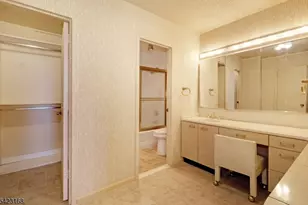 2 Claridge Dr 1Le, Verona, NJ 07044 - Photo 11
