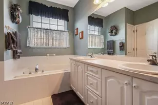 29 Victoria Dr, White Township, NJ 07823 - Photo 13