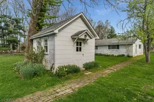 115 Barbertown Point Breeze, Kingwood Township, NJ 08825 - Photo 21