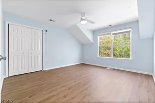 40 Four Oaks Rd, Bedminster Township, NJ 07921 - Photo 13