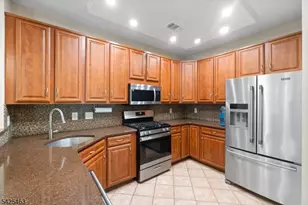 40 Four Oaks Rd, Bedminster Township, NJ 07921 - Photo 3