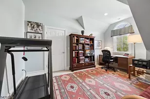 28 Schmidt Cir, Watchung, NJ 07069 - Photo 23