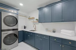 19 Amira Ln, Kinnelon, NJ 07405 - Photo 33