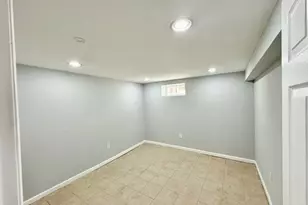 35 Fiat Ave, Woodbridge Township, NJ 08830 - Photo 31