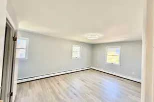 35 Fiat Ave, Woodbridge Township, NJ 08830 - Photo 23