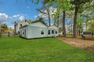 369 Chestnut St, Long Hill Township, NJ 07980 - Photo 37