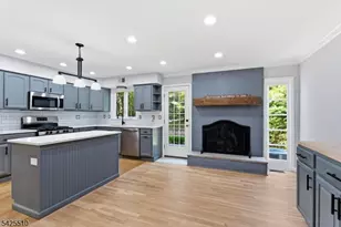 87 Hampshire Dr, Mendham, NJ 07945 - Photo 7