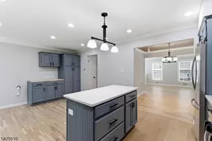87 Hampshire Dr, Mendham, NJ 07945 - Photo 13
