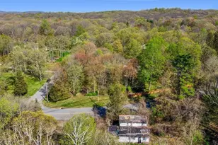 126 Meriden Rd, Rockaway Township, NJ 07866 - Photo 29
