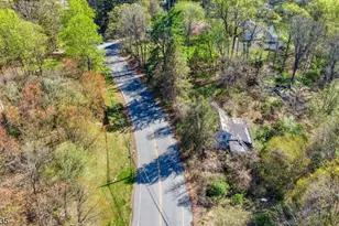 126 Meriden Rd, Rockaway Township, NJ 07866 - Photo 19