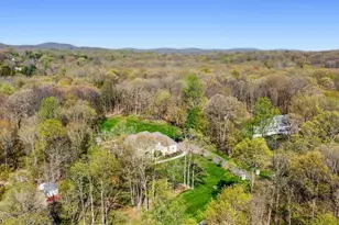 126 Meriden Rd, Rockaway Township, NJ 07866 - Photo 9