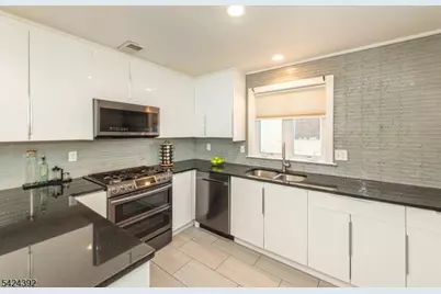 543-545 Livingston St, Elizabeth, NJ 07206 - Photo 9