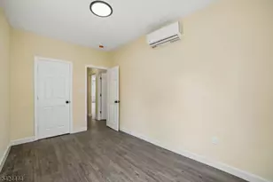 36 Chelsea Ave, East Orange, NJ 07018 - Photo 7