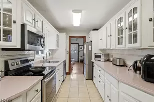 6 Oneida Ave, Hopatcong, NJ 07843 - Photo 21