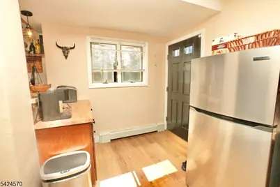 3 Laurel Ave, Maplewood, NJ 07040 - Photo 7