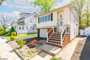 126 Franklin Terrace, Irvington, NJ 07111 - Photo 3