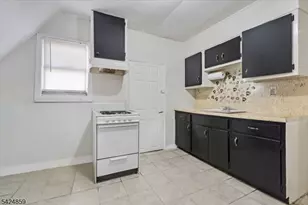 94 Manchester Ave, Paterson, NJ 07502 - Photo 15