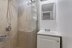 94 Manchester Ave, Paterson, NJ 07502 - Photo 17