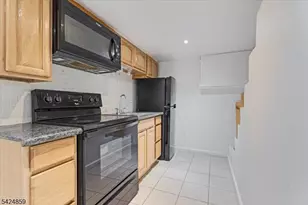 94 Manchester Ave, Paterson, NJ 07502 - Photo 3