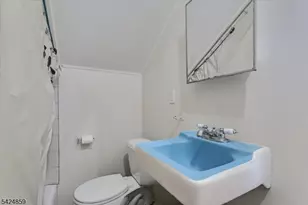 94 Manchester Ave, Paterson, NJ 07502 - Photo 9