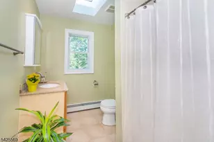 36 Ella St, Bloomingdale, NJ 07403 - Photo 15