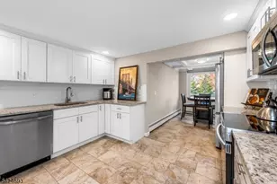 38 Falcon Dr, Mount Olive, NJ 07828 - Photo 11
