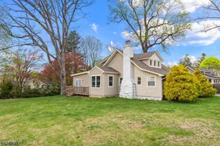 38 Falcon Dr, Mount Olive, NJ 07828 - Photo 23