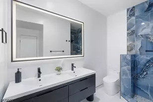9 Minerva St, Jersey City, NJ 07304 - Photo 15