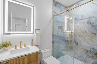 9 Minerva St #2, Jersey City, NJ 07304 - Photo 19