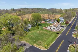 2 Maple Ln, Hampton Boro, NJ 08827 - Photo 11