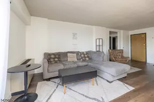 10 N Wood Ave, Linden, NJ 07036 - Photo 3