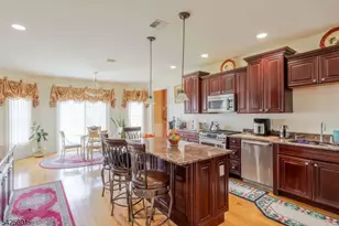 12 Morgan Way, East Hanover Township, NJ 07936 - Photo 7