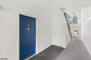 75 Crestview Ln, Mount Arlington, NJ 07856 - Photo 7