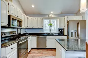 61 Lakeside Dr NW, Vernon, NJ 07461 - Photo 15