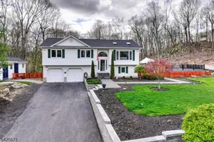61 Lakeside Dr NW, Vernon, NJ 07461 - Photo 41