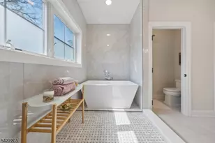 35 Lee Rd, Livingston, NJ 07039 - Photo 19