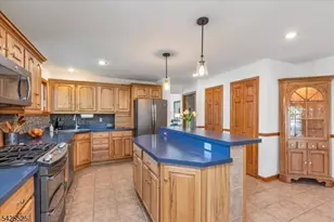 346 Retford Ave, Cranford Township, NJ 07016 - Photo 9