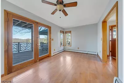 95 Wildwood Rd, Jefferson Township, NJ 07438 - Photo 15