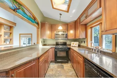 95 Wildwood Rd, Jefferson Township, NJ 07438 - Photo 11