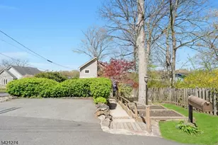 95 Wildwood Rd, Jefferson Township, NJ 07438 - Photo 29