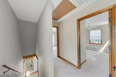 95 Wildwood Rd, Jefferson Township, NJ 07438 - Photo 19