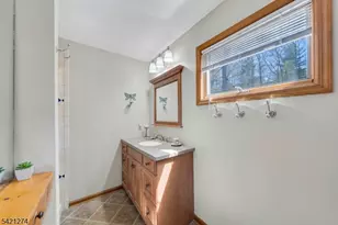 95 Wildwood Rd, Jefferson Township, NJ 07438 - Photo 23
