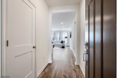 734 Station Rd, Dunellen, NJ 08812 - Photo 5