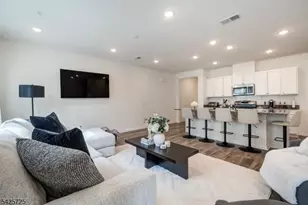 734 Station Rd, Dunellen, NJ 08812 - Photo 11