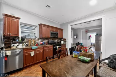 174 Littleton Ave, Newark, NJ 07103 - Photo 11