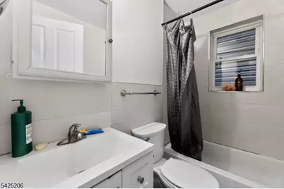 174 Littleton Ave, Newark, NJ 07103 - Photo 25