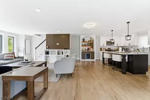 25 E 10th St, Linden, NJ 07036 - Photo 5