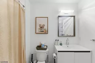 25 E 10th St, Linden, NJ 07036 - Photo 35
